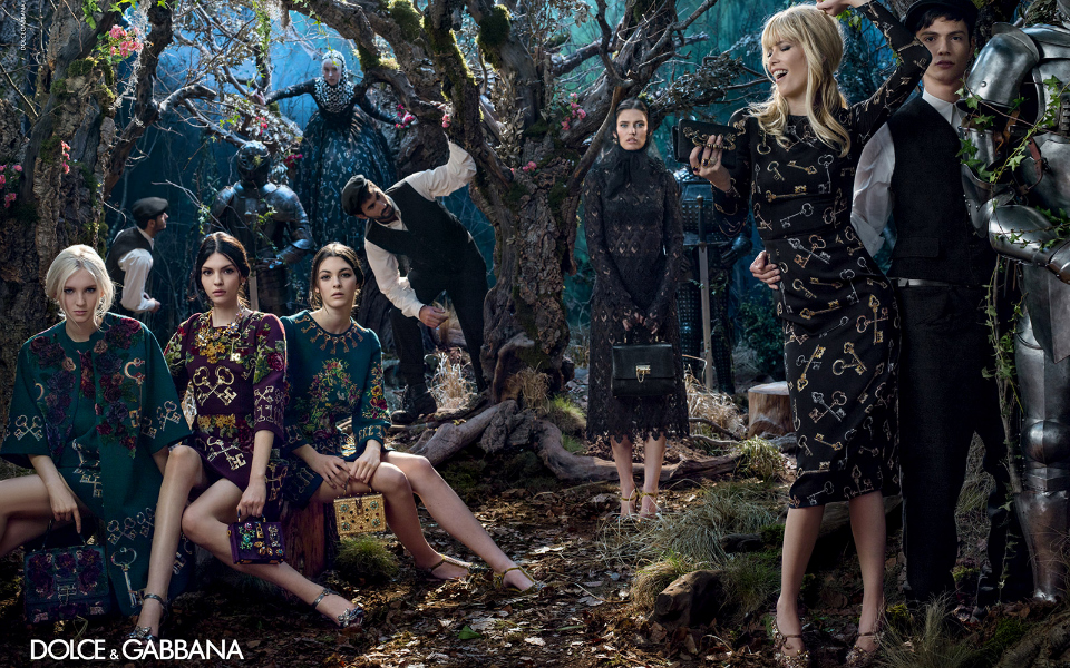 h-claudia-schiffer-στη-νέα-καμπάνια-των-dolcegabbana-2038879