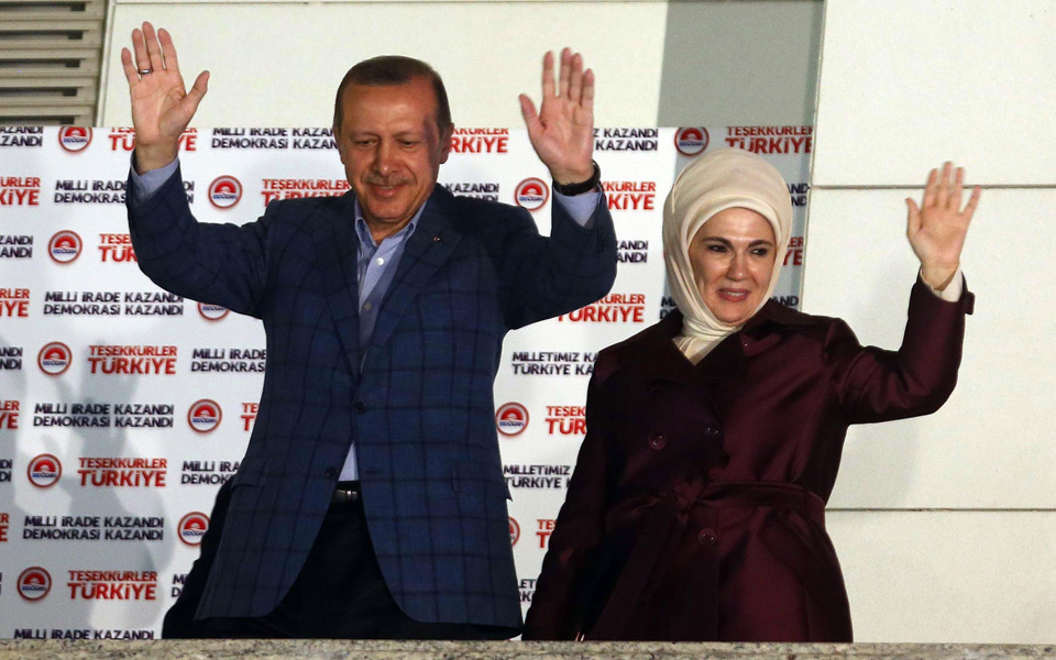 συγχαρητήρια-μέρκελ-πούτιν-για-την-2039108