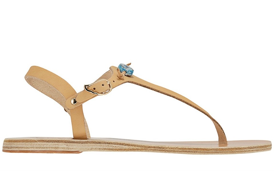 σανδάλια-κομψή-άνεση-για-όλες-τις-ώρες-2039970