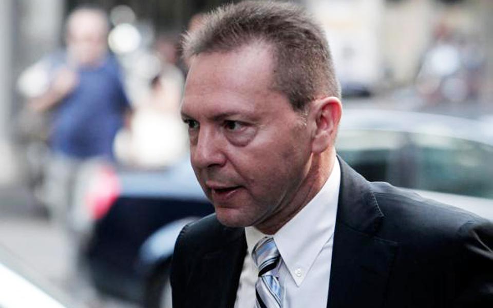 συνάντηση-του-διοικητή-της-ττε-γ-στουρ-2038268