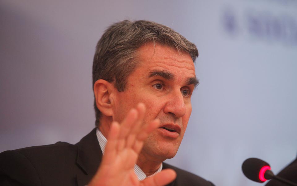 λοβέρδος-το-κοινωνικό-σχολείο-να-λε-2038266