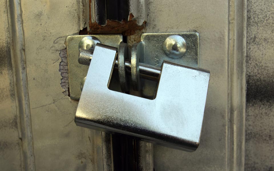 πιο-κάτω-ο-πήχυς-για-ρώσους-τουρίστες-λ-2039038