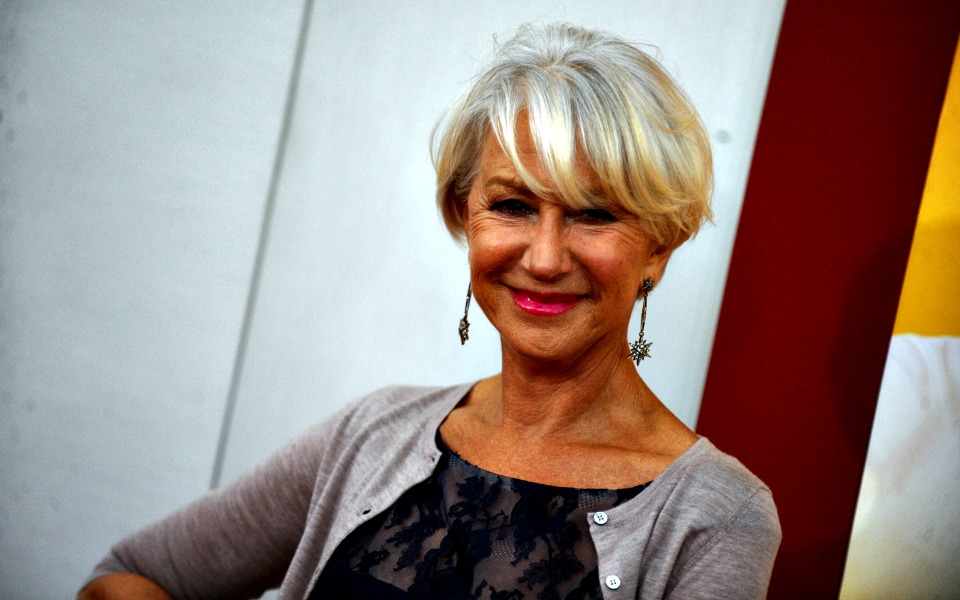 h-helen-mirren-κάνει-καλύτερα-twerking-από-τη-miley-cyrus-2038442