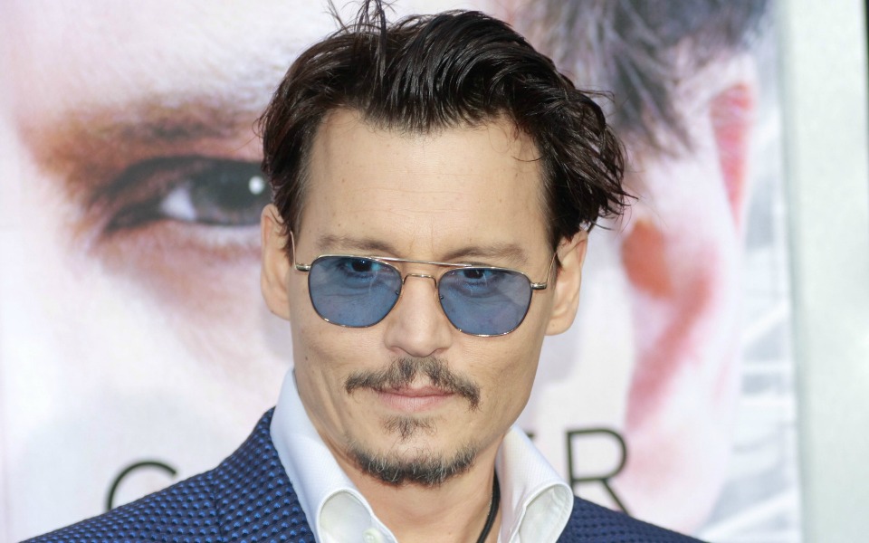 η-κόρη-του-johnny-depp-στο-δρόμο-για-τη-δόξα-2040340