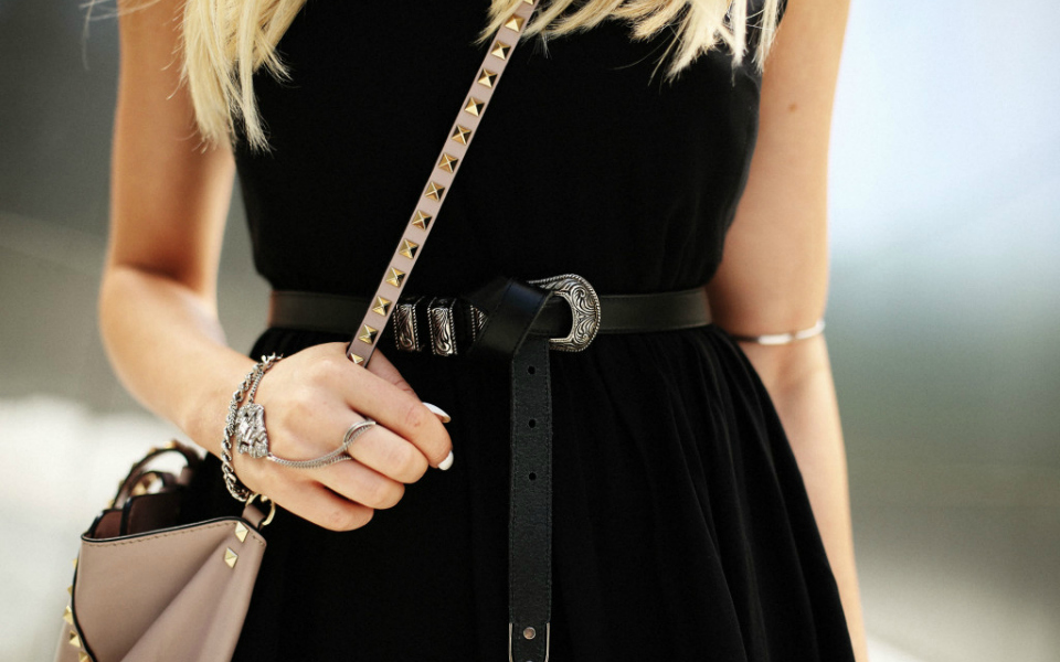 total-black-outfit-γιατί-το-μαύρο-είναι-διαχρονικό-2041358