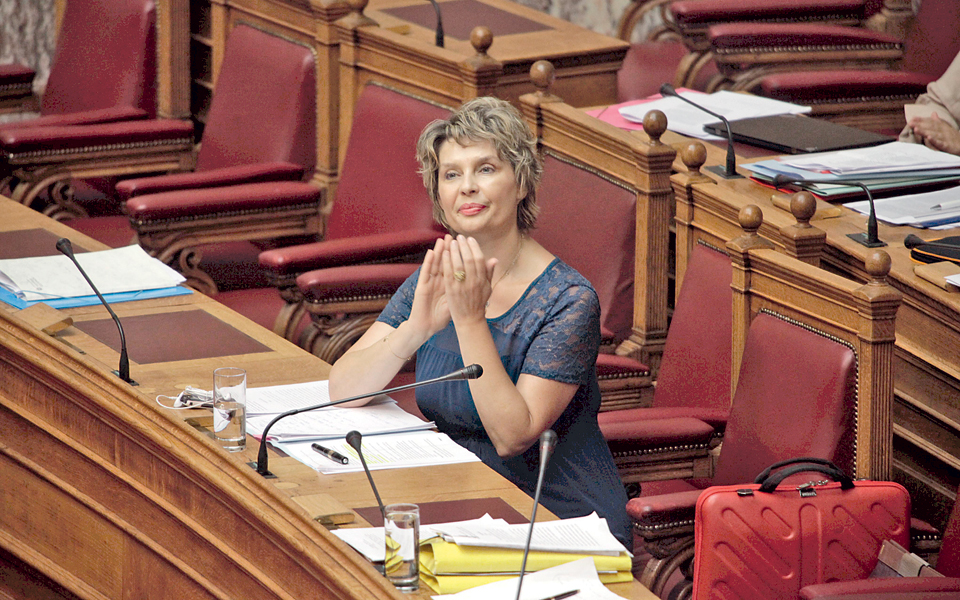 δεν-είναι-ο-σύνηθες-τρόπος-του-2043795