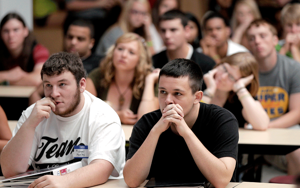 οι-νυσταγμένοι-μαθητές-καθυστερούν-σ-2045555