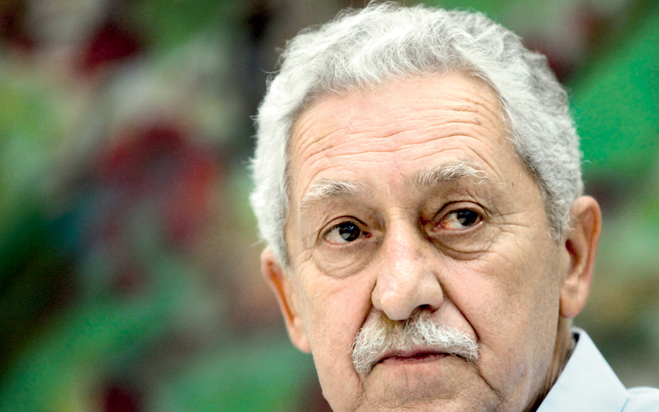 υπογραφή-δημήτρης-σταμάτης-2044323