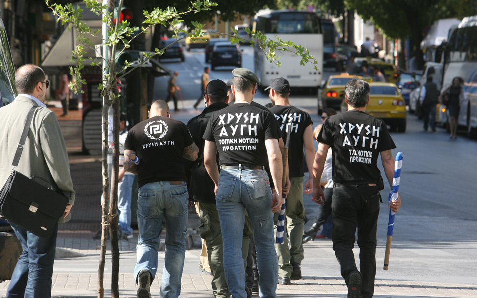 στη-φυλακή-δύο-μέλη-της-χ-α-2045831