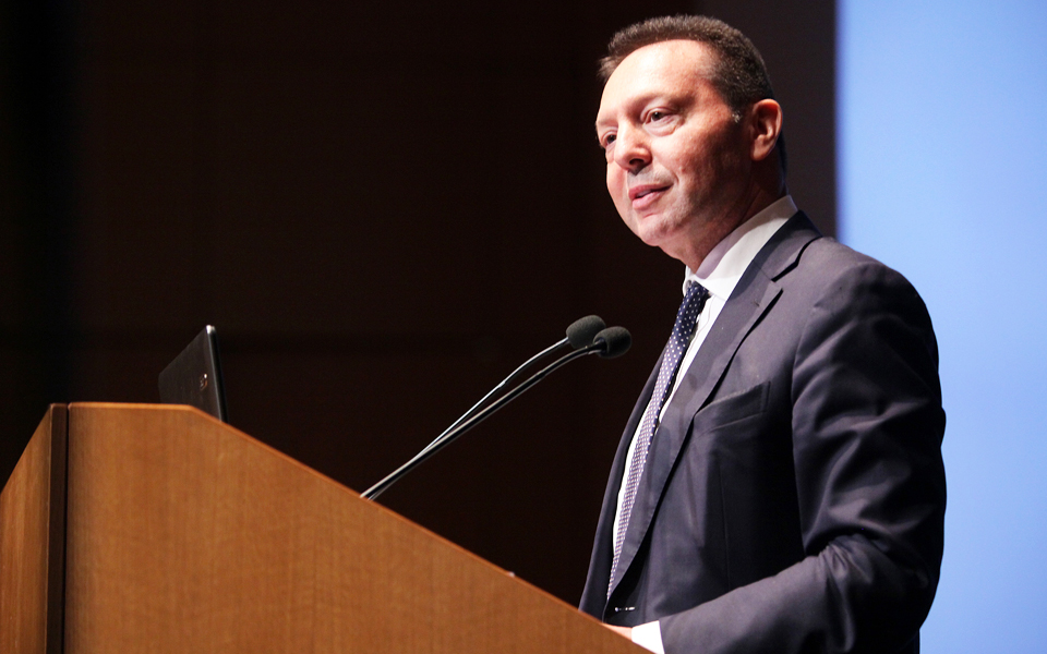 εύσημα-στον-γ-στουρνάρα-2046456