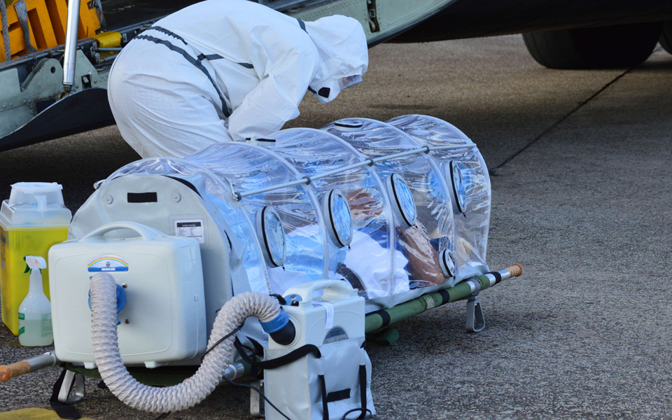 που-τουλάχιστον-2-811-νεκροί-από-τον-έμπολ-2045762