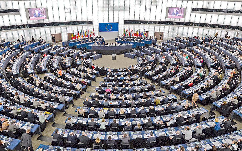 η-ευρωβουλή-ζητεί-ανατροπή-σχεδίων-συ-2045205