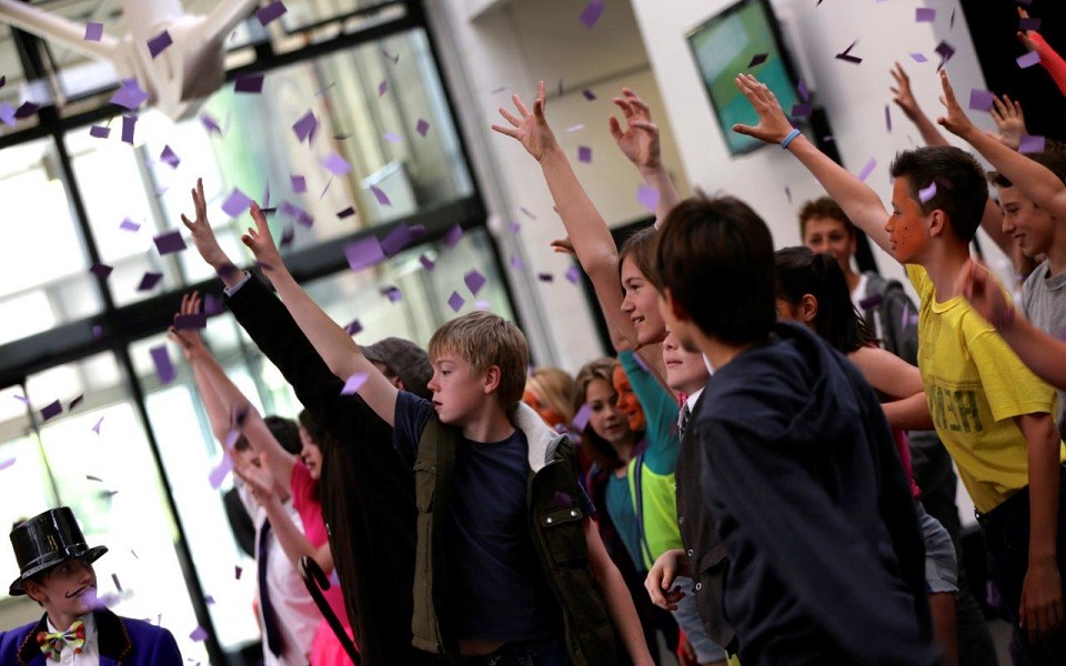 μαθαίνοντας-την-επιστήμη-μέσα-από-τo-θ-2046185