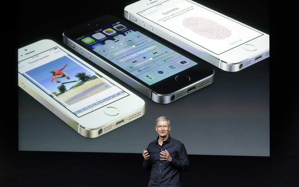 πληρωμές-μέσω-του-νέου-iphone-θα-λανσάρει-η-apple-2042038