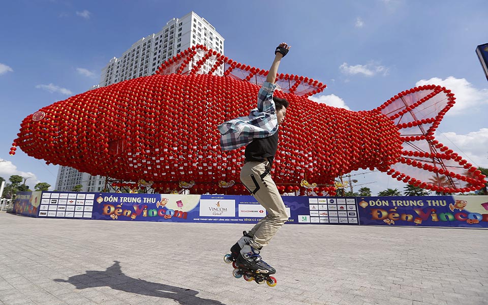 ένας-κυπρίνος-στην-πλατεία-2046514