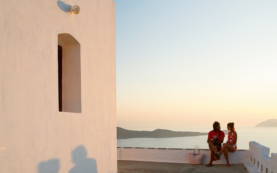 τελευταίες-βουτιές-στη-μήλο-2042227