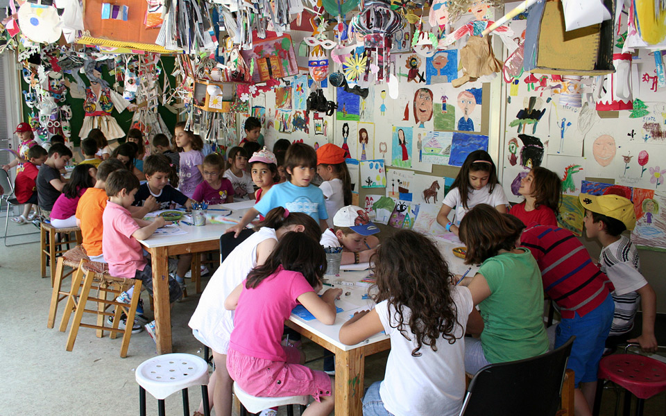 παιδικό-εικαστικό-εργαστήριο-στην-εθ-2044901