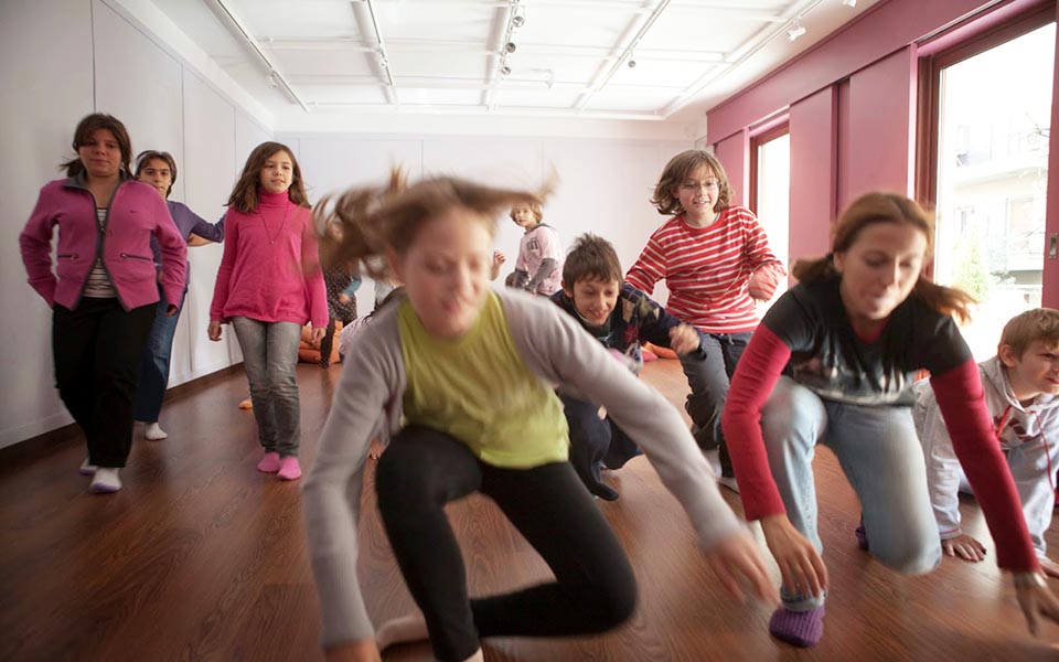 θέατρο-και-γιόγκαόλοι-πάμε-πόρτα-2045330