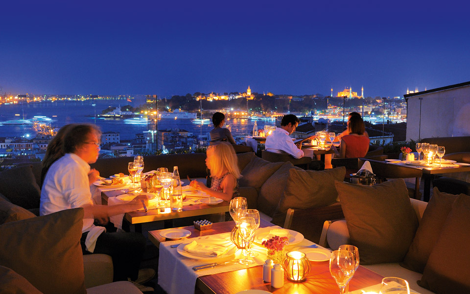 κοκτεϊλ-στα-ουράνια-2045658