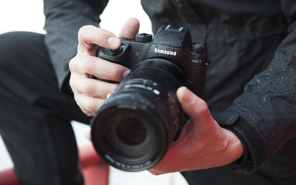 samsung-nx1-έξυπνη-και-γρήγορη-mirrorless-για-επαγγελ-2044719