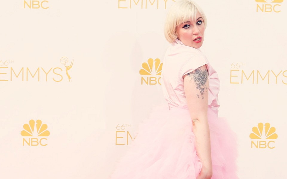 η-lena-dunham-ασχολείται-με-τη-μόδα-στο-νέο-της-ντ-2045910