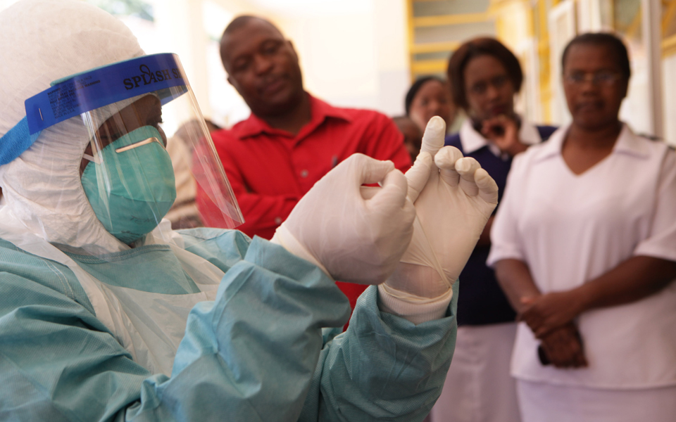 λιβερία-σημαντικές-ελλείψεις-παρά-τα-2045936