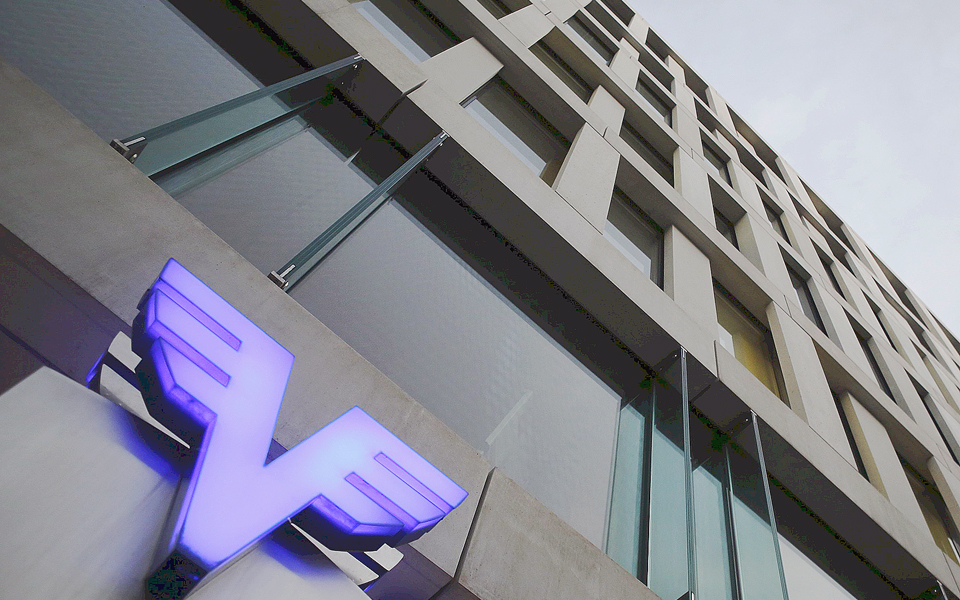 λουκέτο-σε-αυστριακή-τράπεζα-2047602