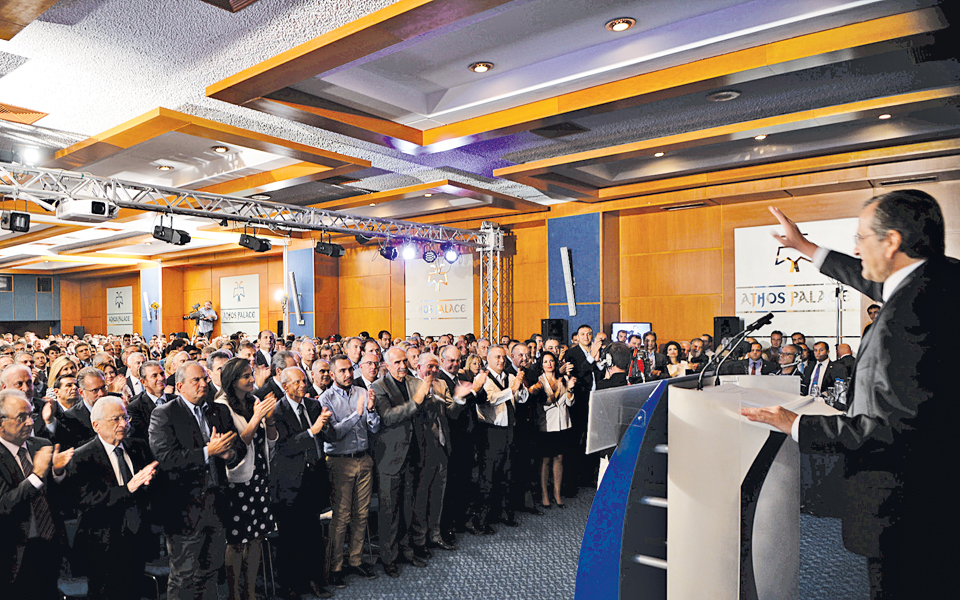 οταν-σβήνουν-τα-φώτα-της-γιορτής-2047810