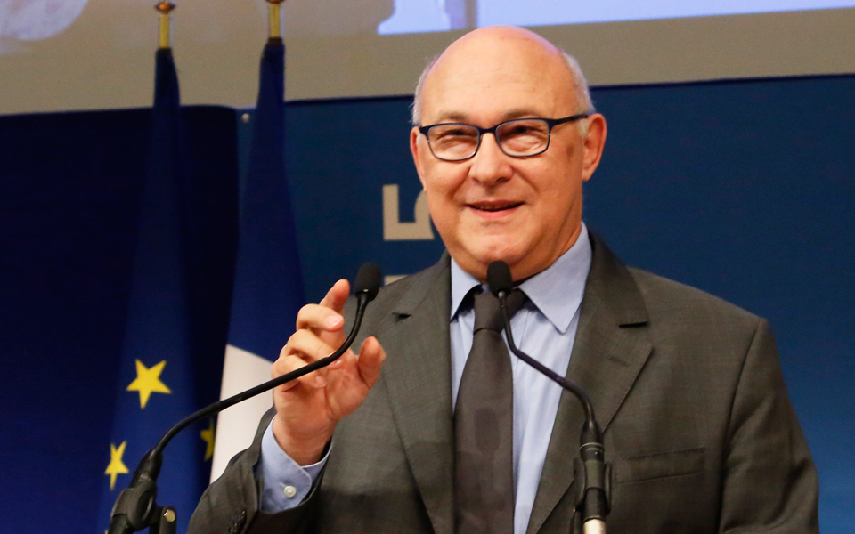 το-παρίσι-έδωσε-τον-τόνο-με-τον-νέο-προϋ-2047795