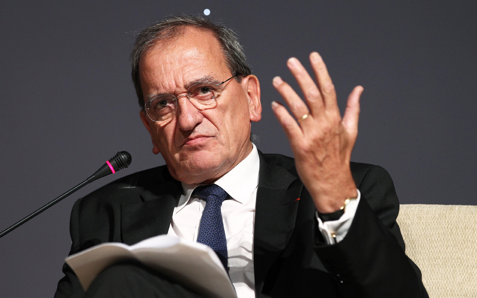 αυξάνεται-το-ενδιαφέρον-μεγάλων-πετρ-2048219