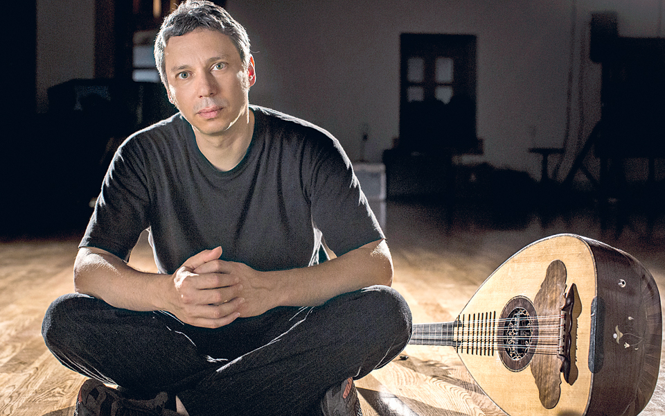 η-σπίθα-είναι-μία-φωτιά-εν-αναμονή-2049869