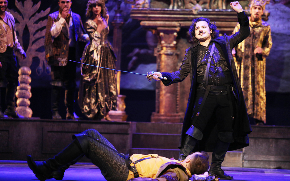 νέα-εποχή-παλιές-συνήθειες-2050529