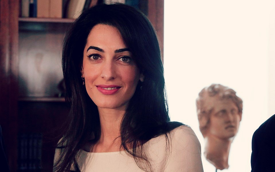γιατί-η-amal-alamuddin-πήρε-το-επίθετο-του-george-clooney-2049676