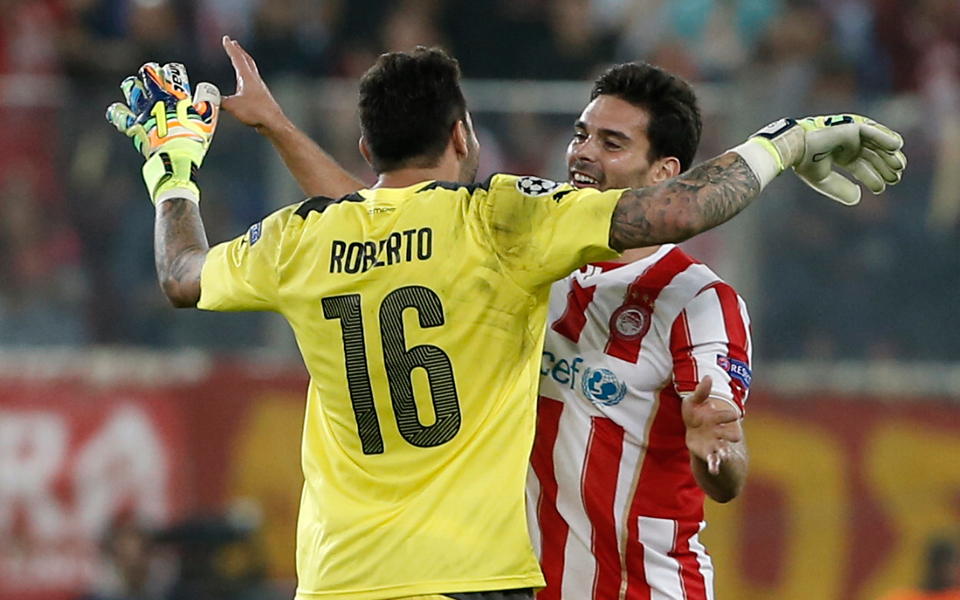 ωθηση-στον-ολυμπιακό-ύμνοι-για-ρομπ-2051154