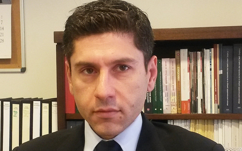 αντικαθίσταται-ο-εκπρόσωπος-της-ελλά-2051078