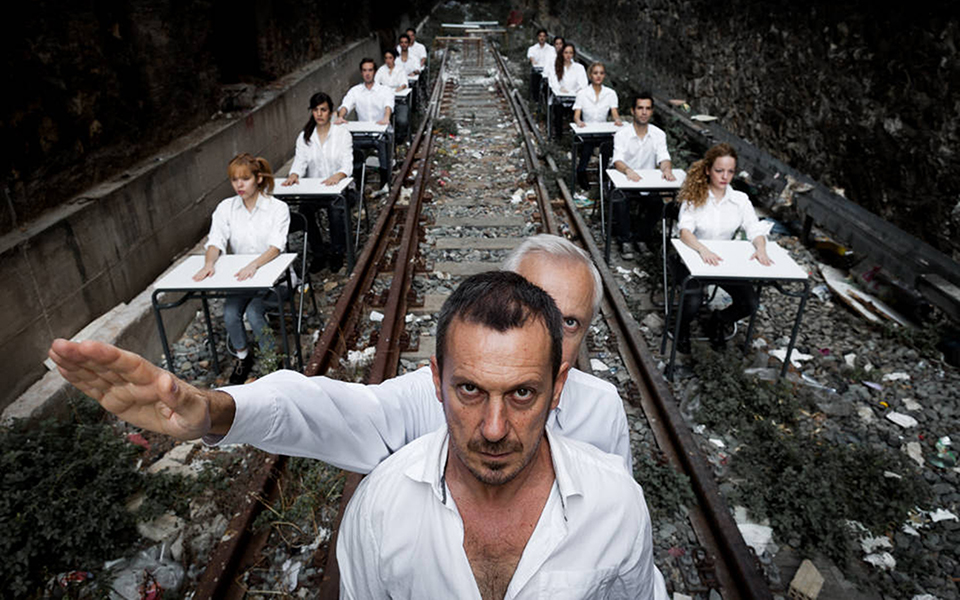 ενα-πείραμα-με-αποδέκτη-εφήβους-2052024