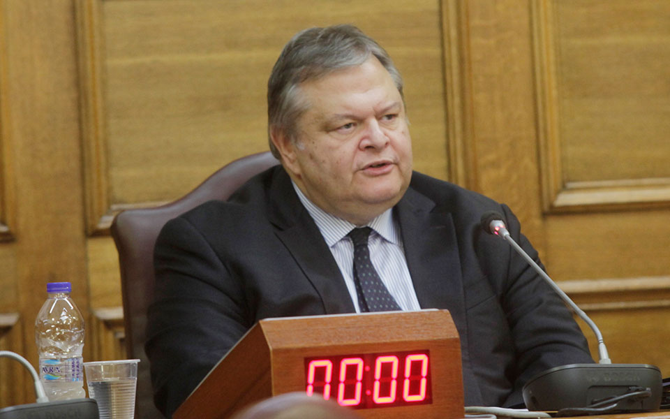 πασοκ-κατά-τεχνητού-διπολισμού-2049969