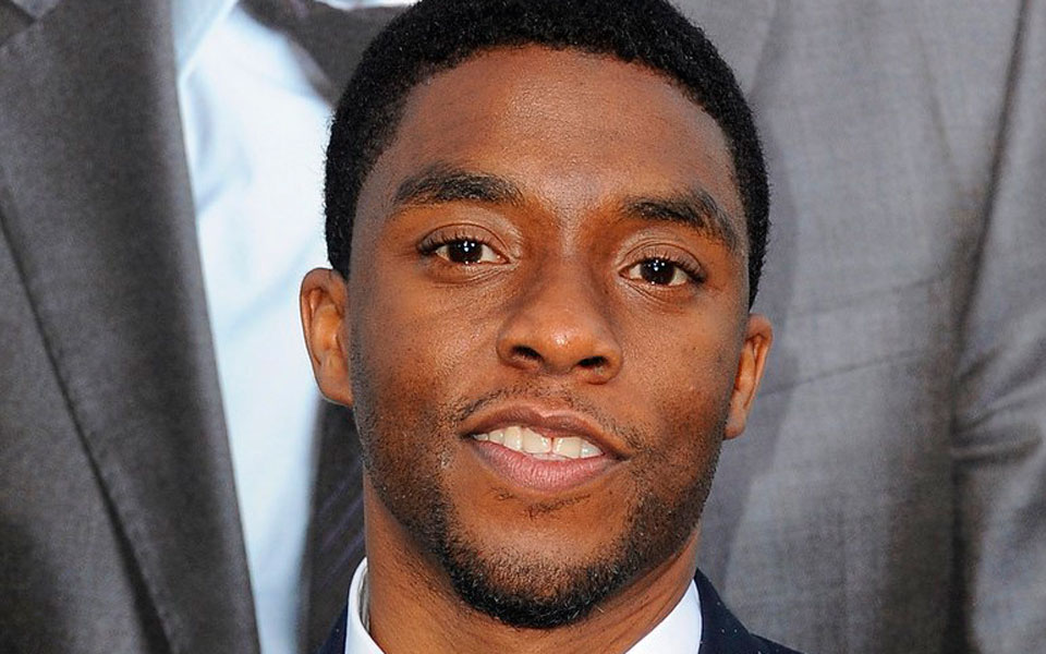 πρόσωπα-ο-μαύρος-πάνθηρας-στην-οθόνη-2051859