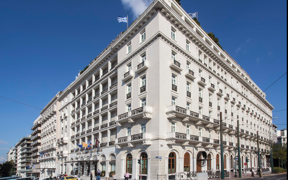 ο-μανδύας-του-κλασικού-σε-νέα-κτίρια-τη-2051079