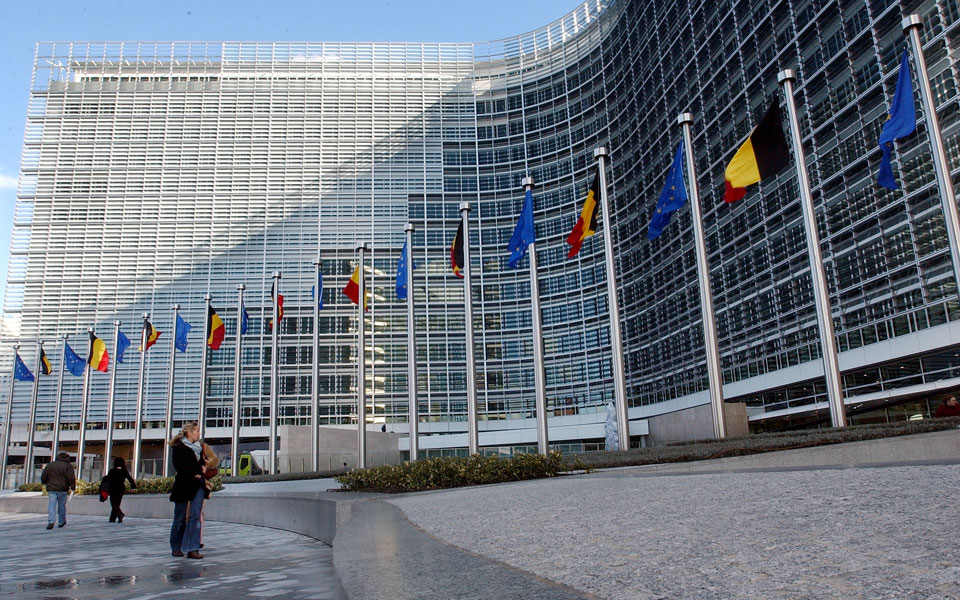 ε-ε-πιο-κοντά-σε-άρση-περιορισμού-βίζα-2050541