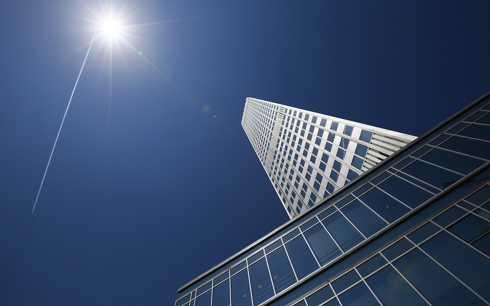 η-εκτ-ξεκινά-τις-αγορές-ομολόγων-2047560