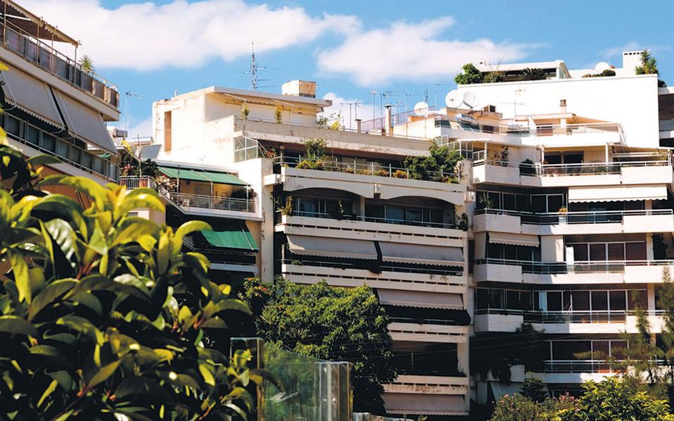 στις-δου-οι-φορολογούμενοι-για-τις-εκπ-2047337