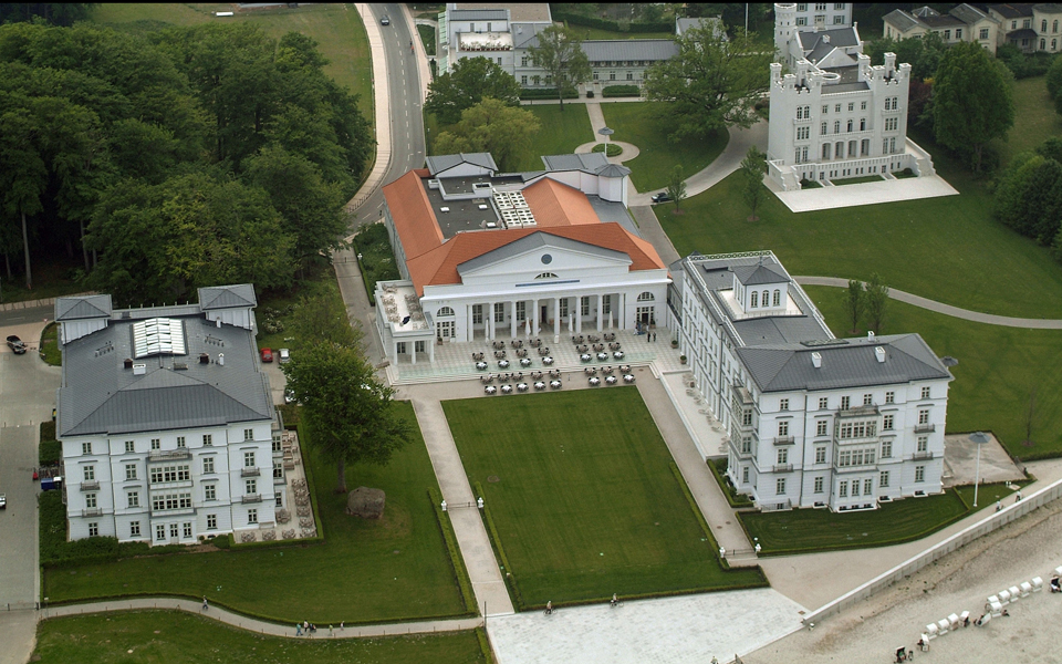 15-δισ-ευρώ-στα-γερμανικά-ξενοδοχεία-2050230