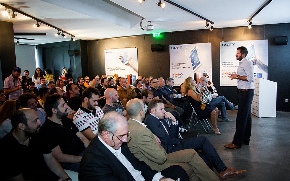 στην-ελλάδα-τα-καινούρια-smartphone-της-sony-2048758