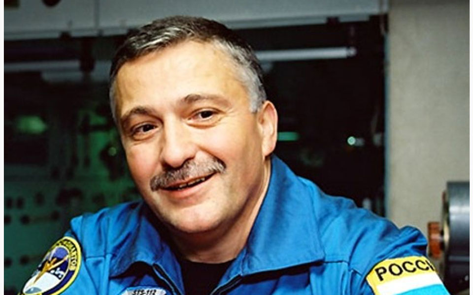 η-ένωση-ποντίων-τιμά-τον-κοσμοναύτη-γι-2048549