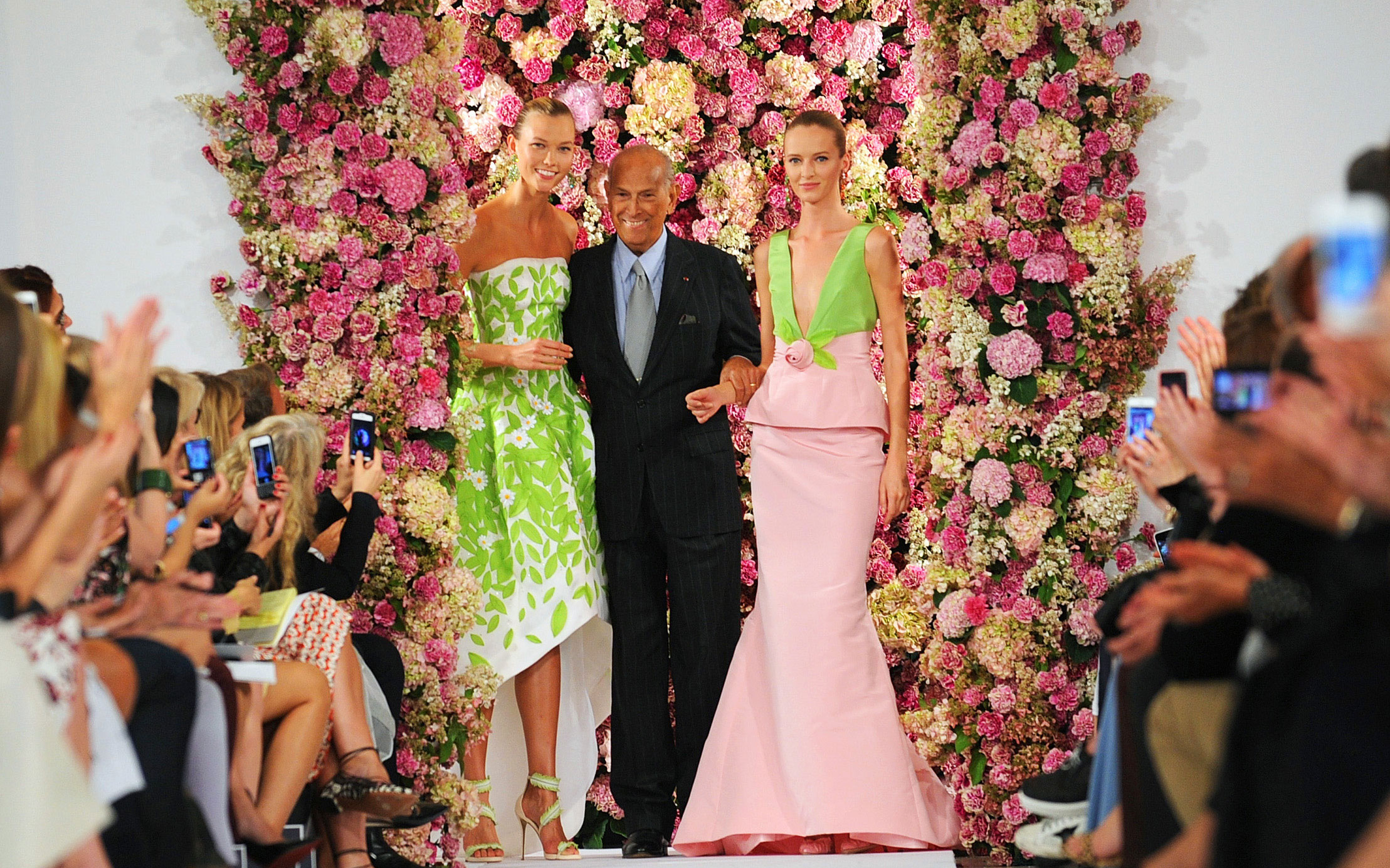 oscar-de-la-renta-1932-2014-ενας-θρύλος-της-μόδας-2051517