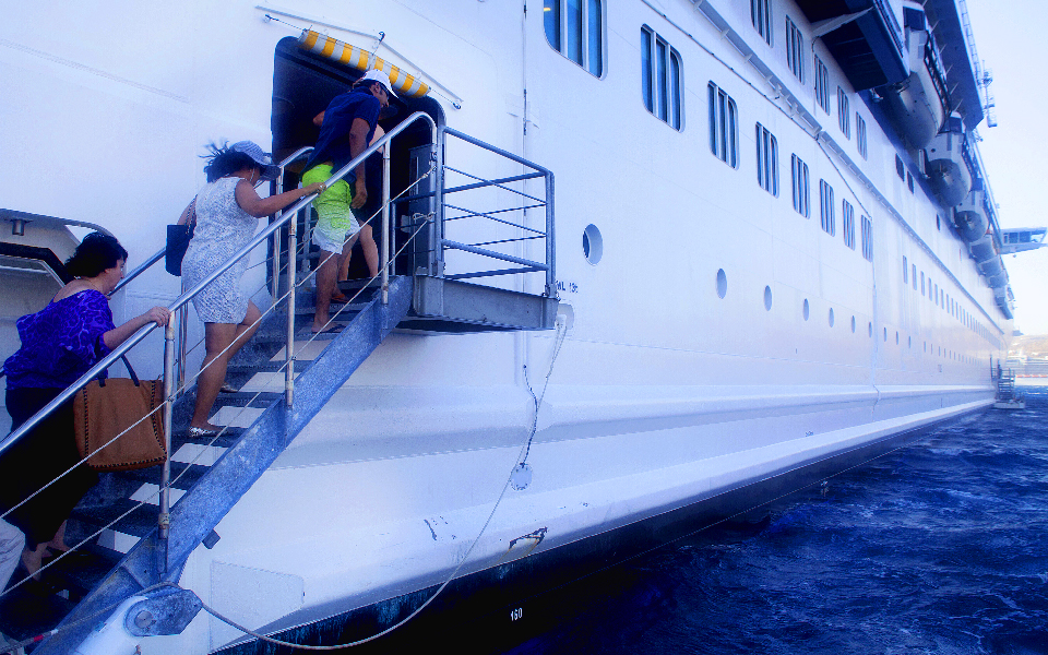 ερευνα-κίνδυνοι-για-την-κρουαζιέρα-σε-2047729