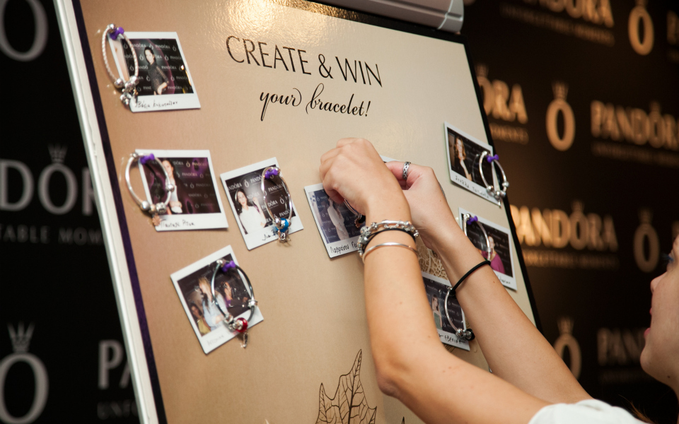 η-ξεχωριστή-παρουσίαση-των-νέων-συλλο-2049860