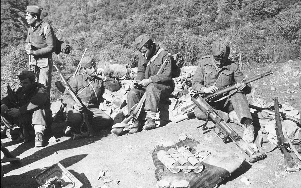 ενας-διηγηματογράφος-ο-δημήτρης-πετσ-2051105