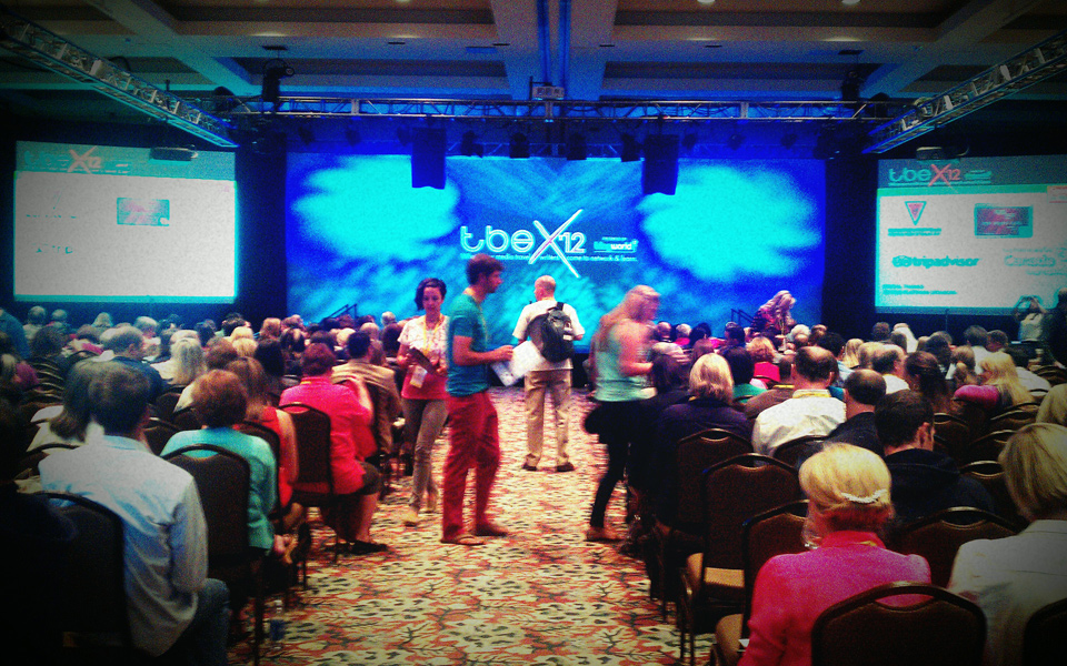 800-ταξιδιωτικοί-μπλόγκερ-στην-αθήνα-γι-2050921